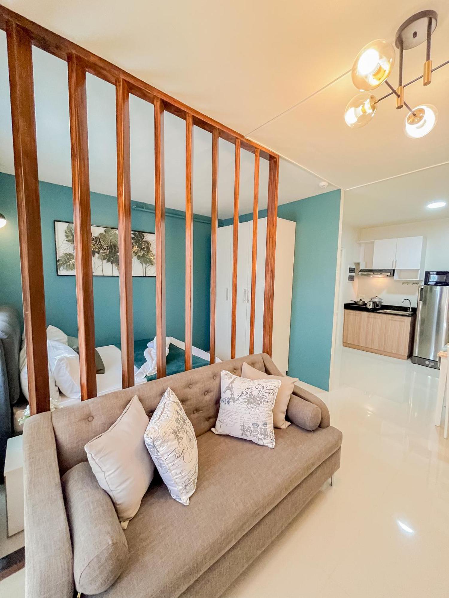 2 Bedroom And Studio Apartments With Private Pool And Gym In Vista Manors Verdant Puerto Princesa Екстер'єр фото