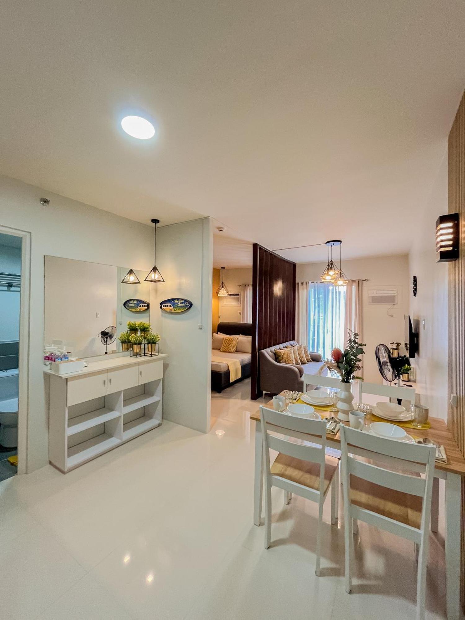 2 Bedroom And Studio Apartments With Private Pool And Gym In Vista Manors Verdant Puerto Princesa Екстер'єр фото